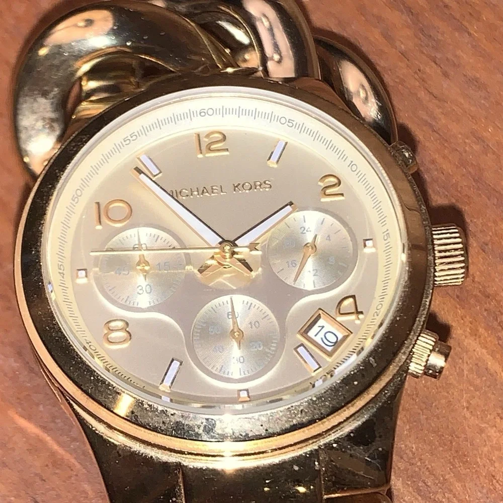 MICHAEL KORS WATCH‎ RUNWAY TWIST GOLD TONE CHRONOGRAPH CHAIN MK3131 NEW BATTERY